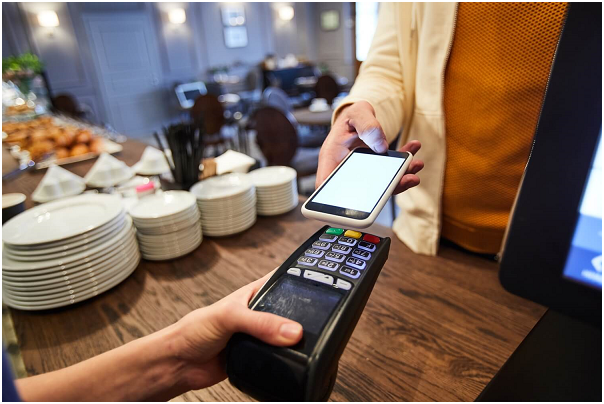 How Using Contactless Payments Can Benefit Your Business
